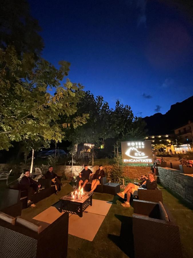 Hotel Els Encantats Espot Eksteriør billede