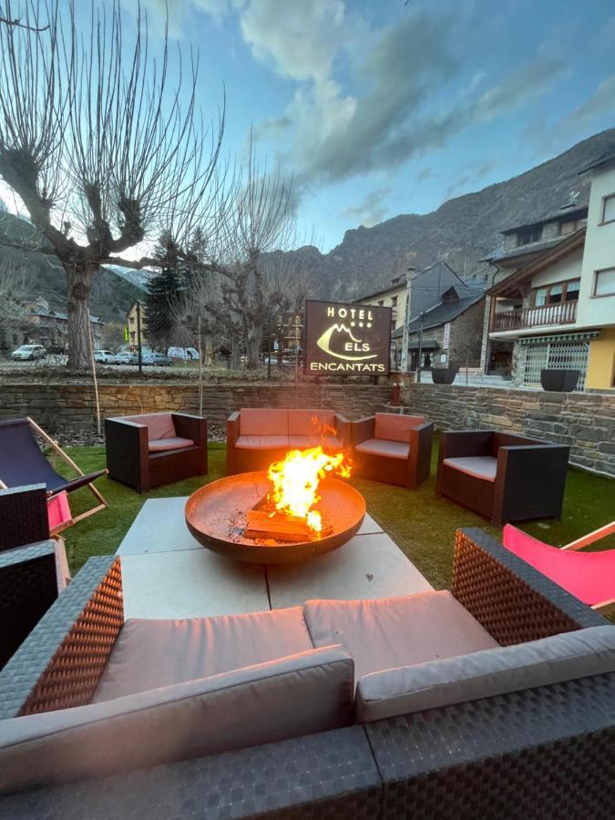 Hotel Els Encantats Espot Eksteriør billede