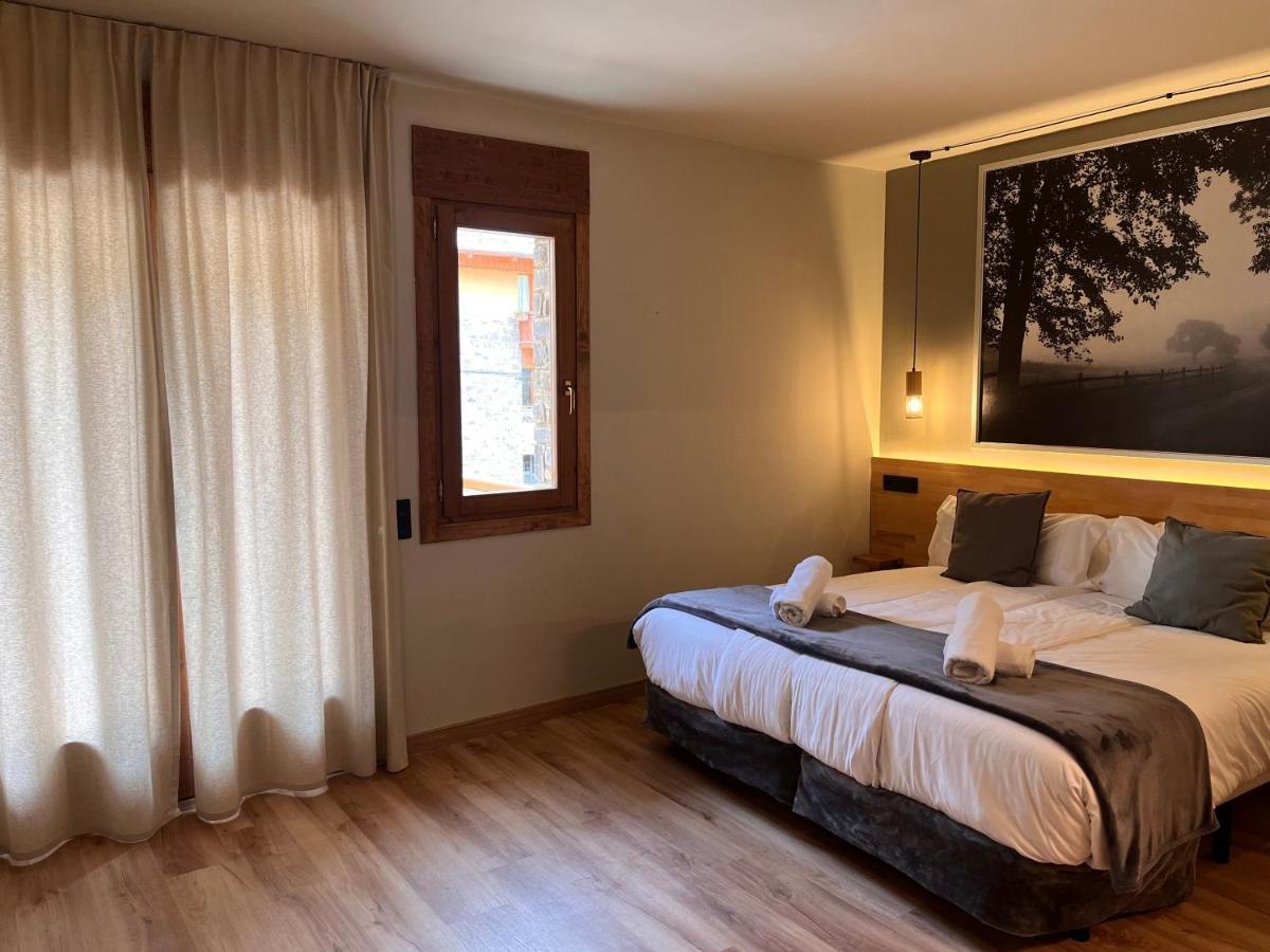 Hotel Els Encantats Espot Eksteriør billede